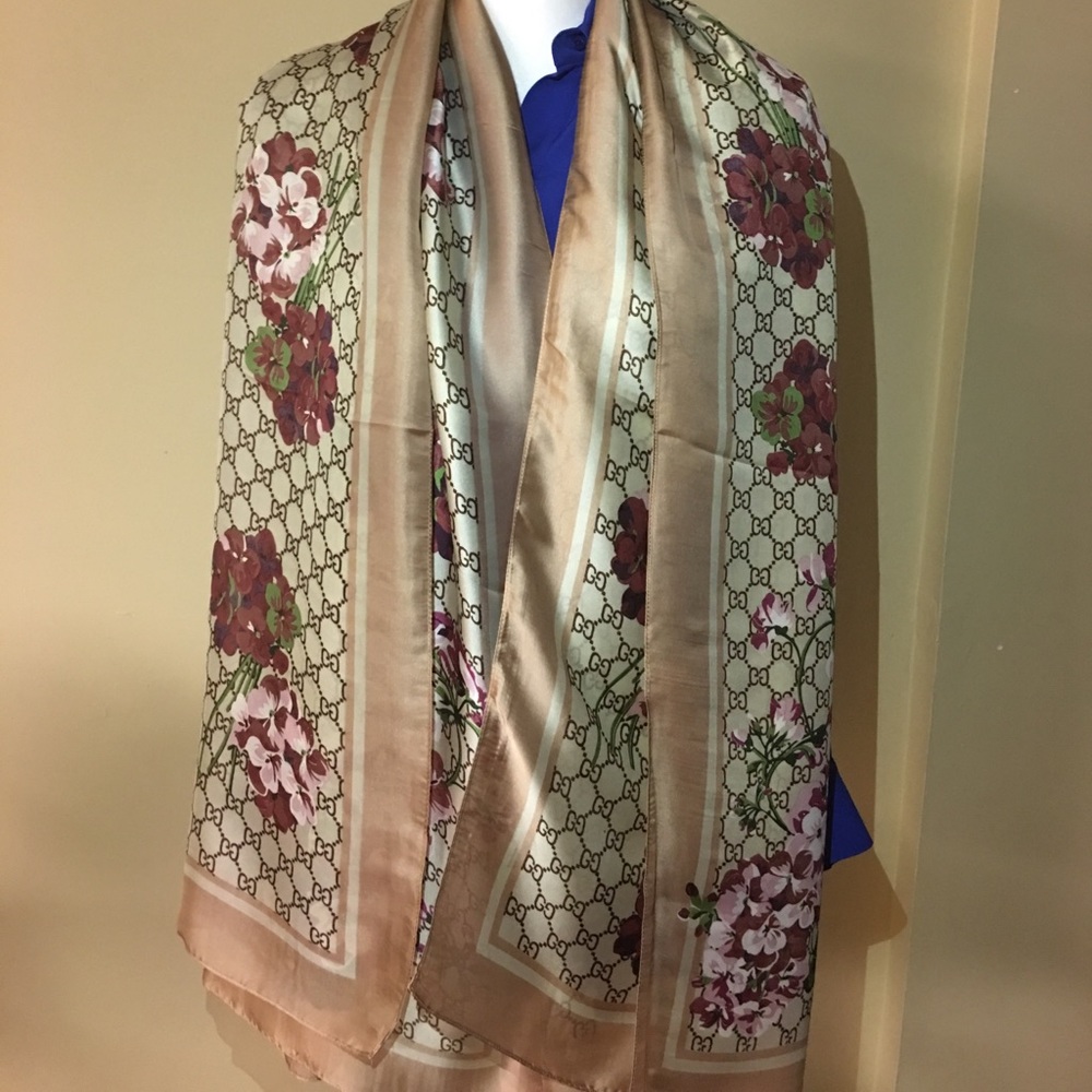 Gucci floral silk scarf